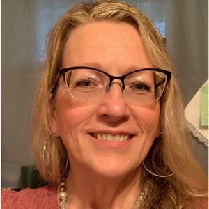 Meet your Posher, Shelly